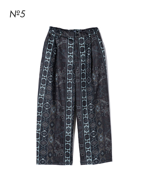 GB0324/P02 : Whole Pattern Baggy Pants