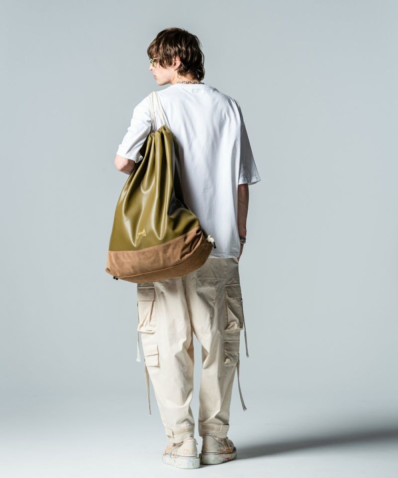 シンセレザーナップサック : GB0224/AC08 | glamb Online Store